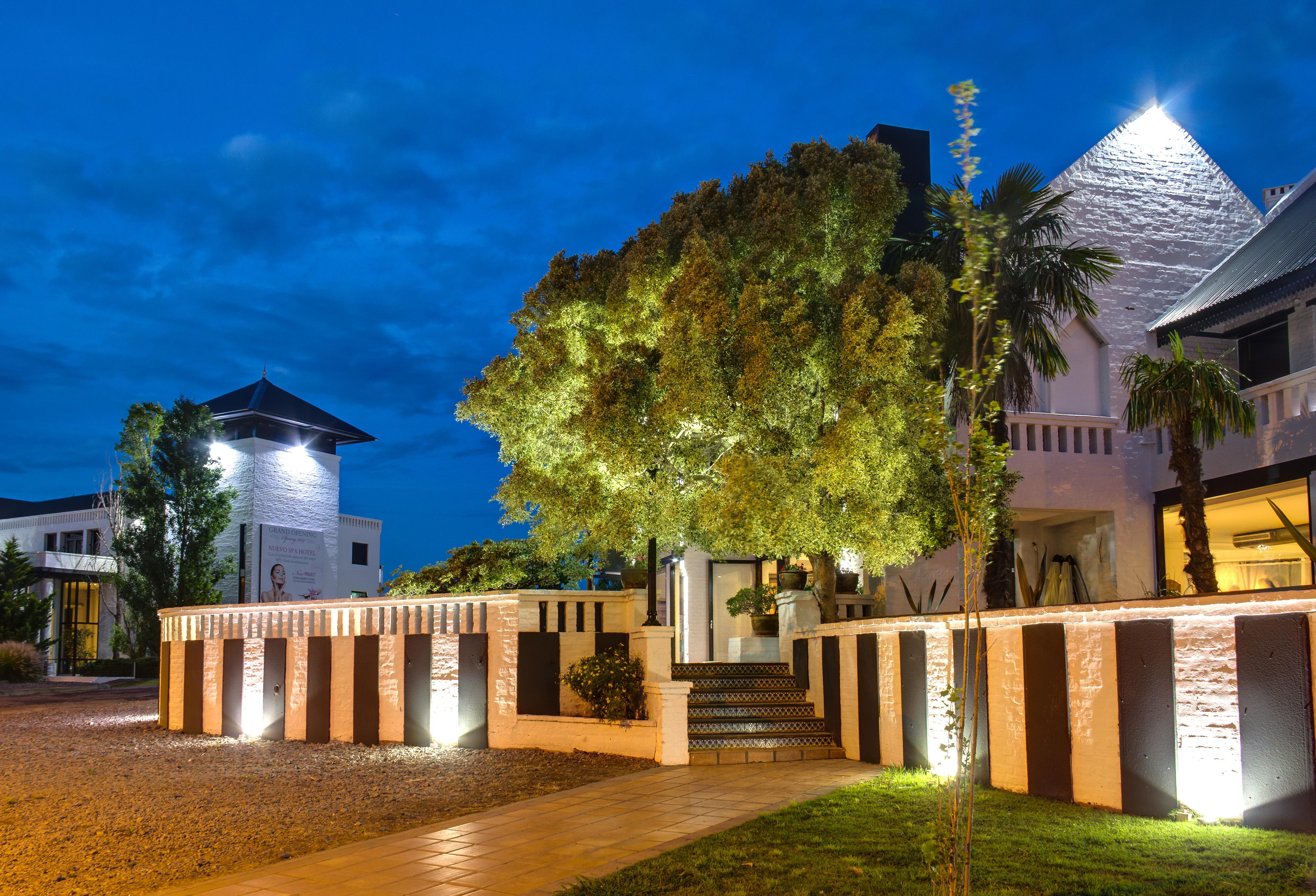 Spa Hotel La Reserve Colonia Del Sacramento Exterior foto The residence of the Thai ambassador to the United States