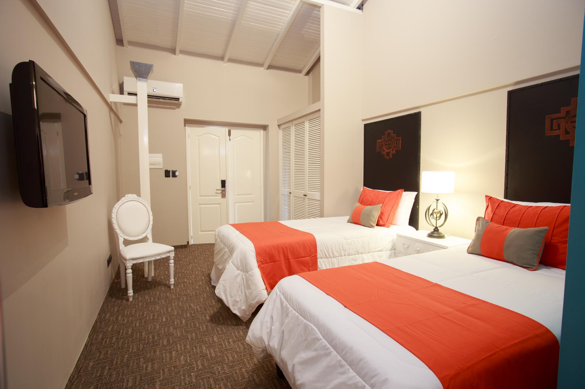 Spa Hotel La Reserve Colonia Del Sacramento Exterior foto A room at the hotel