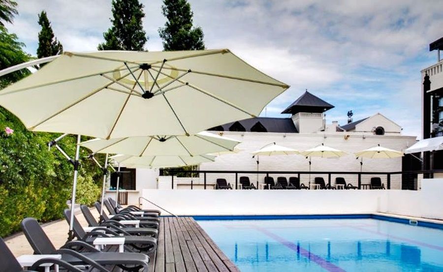 Spa Hotel La Reserve Colonia Del Sacramento Exterior foto The swimming pool at the hotel