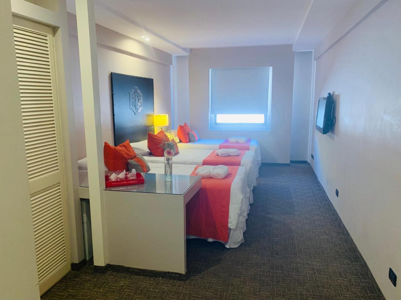 Spa Hotel La Reserve Colonia Del Sacramento Exterior foto A room at the hotel
